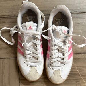 Adidas Sneakers Pink striped size 7.5